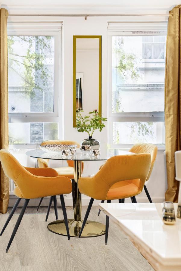 Explore The Most Exquisite West-End From A Harrods Family And Couple Home 런던 외부 사진
