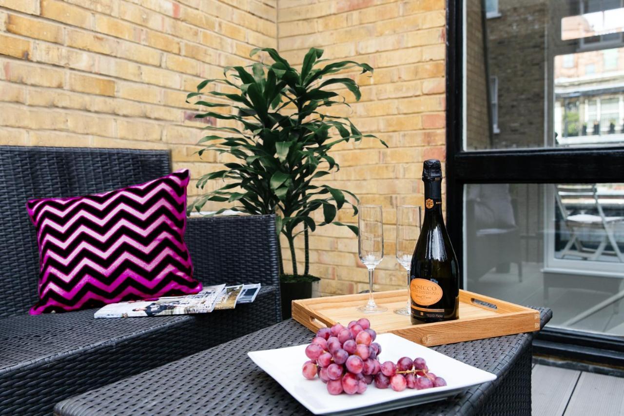 Explore The Most Exquisite West-End From A Harrods Family And Couple Home 런던 외부 사진